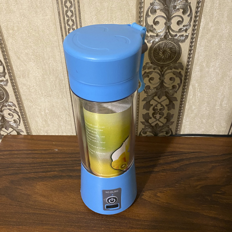 شیکر شارژی